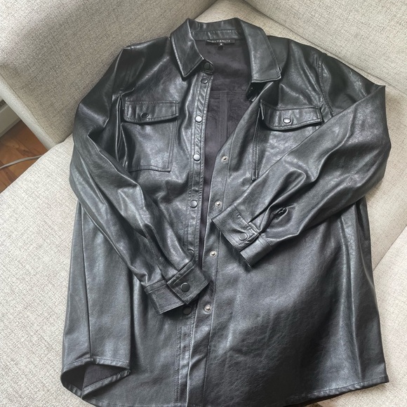 Leather jacket - Picture 1 of 3